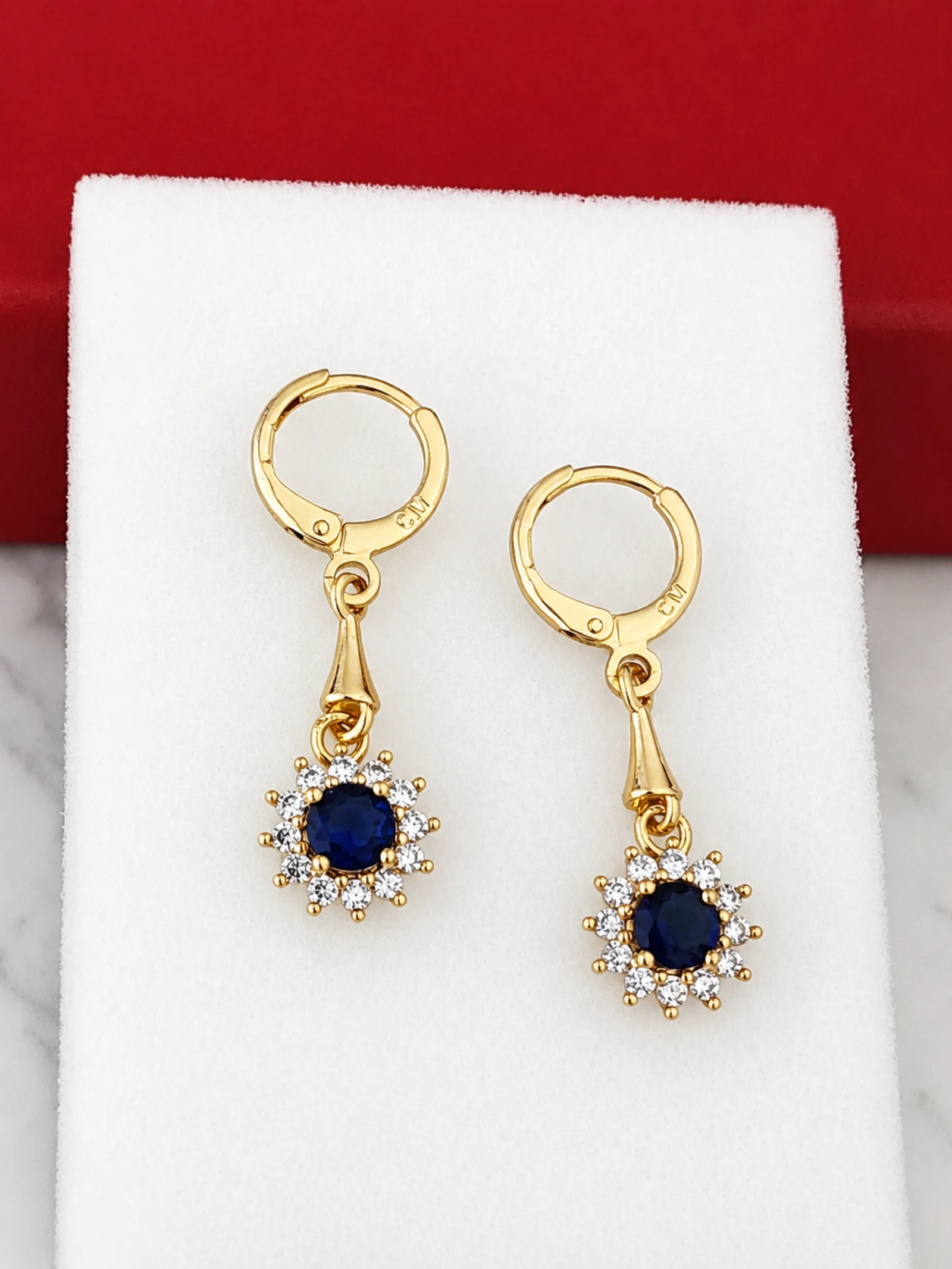 Pendientes circonitas ,oro laminado 14k 